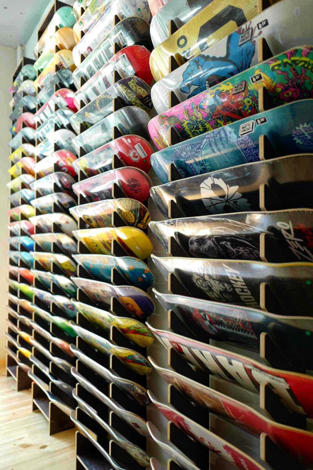 Skateboard Wand