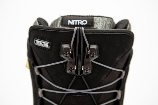 Nitro Snowboards Monarch TLS Black Model 2023