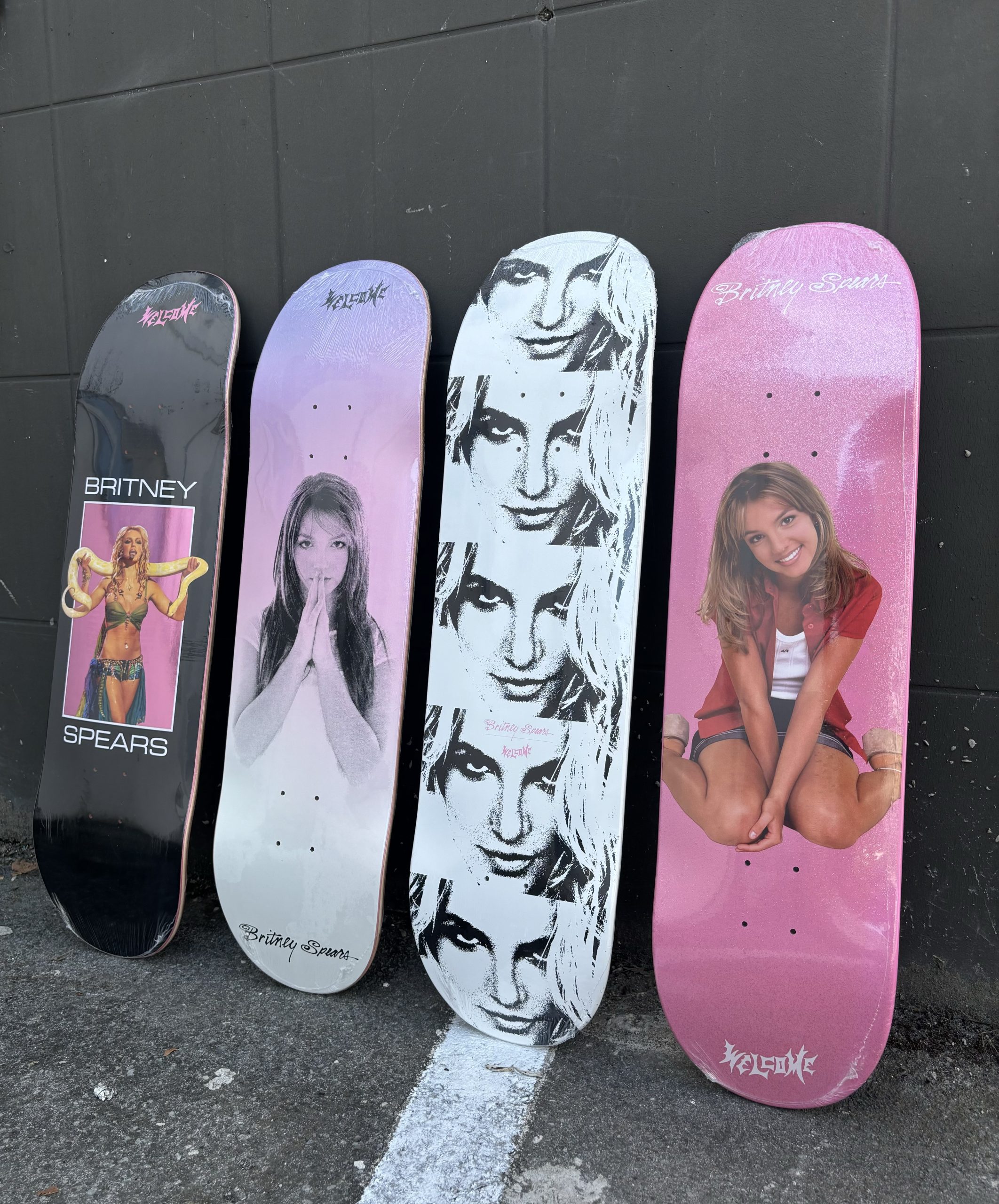 Welcome Skateboards “Britney Spears X Welcome